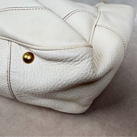 Prada Vitello Daino Antik Leather Hobo Shoulder Tote – Ivory - Picture 11 of 16